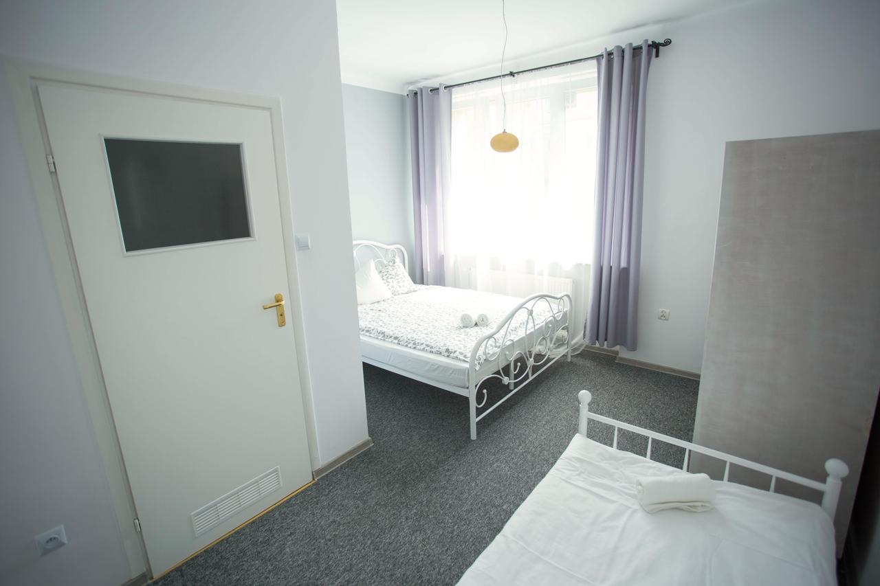 Moonriver Inn Warszawa Exteriör bild