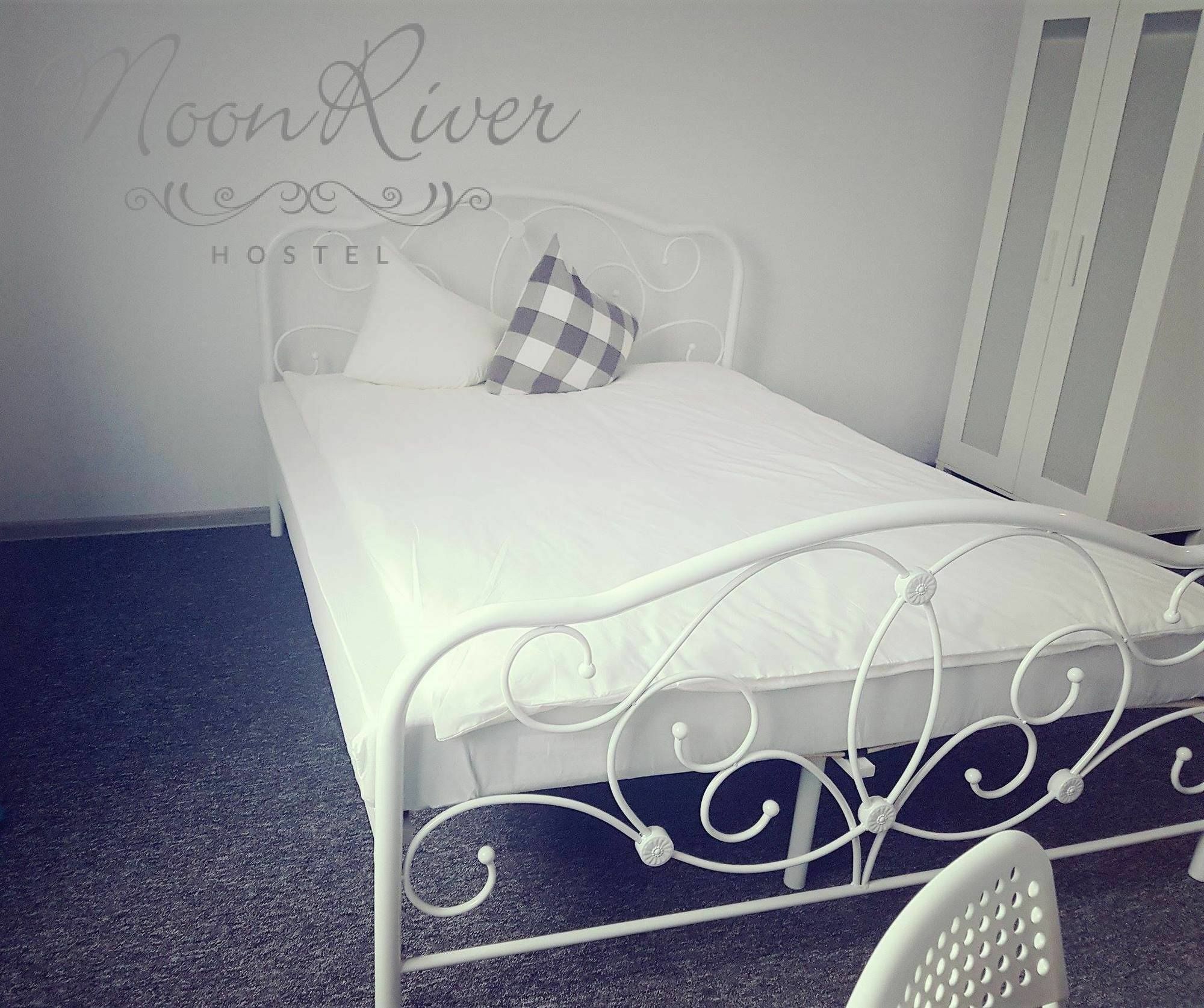 Moonriver Inn Warszawa Exteriör bild